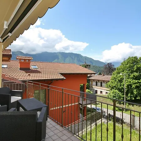 Apartment Sleeps 6 Tremezzo