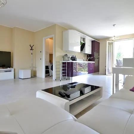 公寓 Sleeps 6 *
